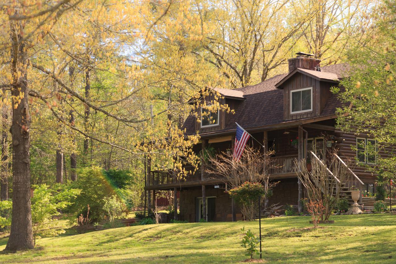 Tiffany'S Bed And Breakfast Bismarck Exterior photo