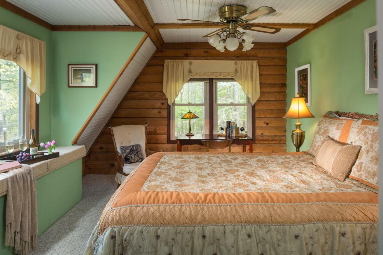 Tiffany'S Bed And Breakfast Bismarck Exterior photo